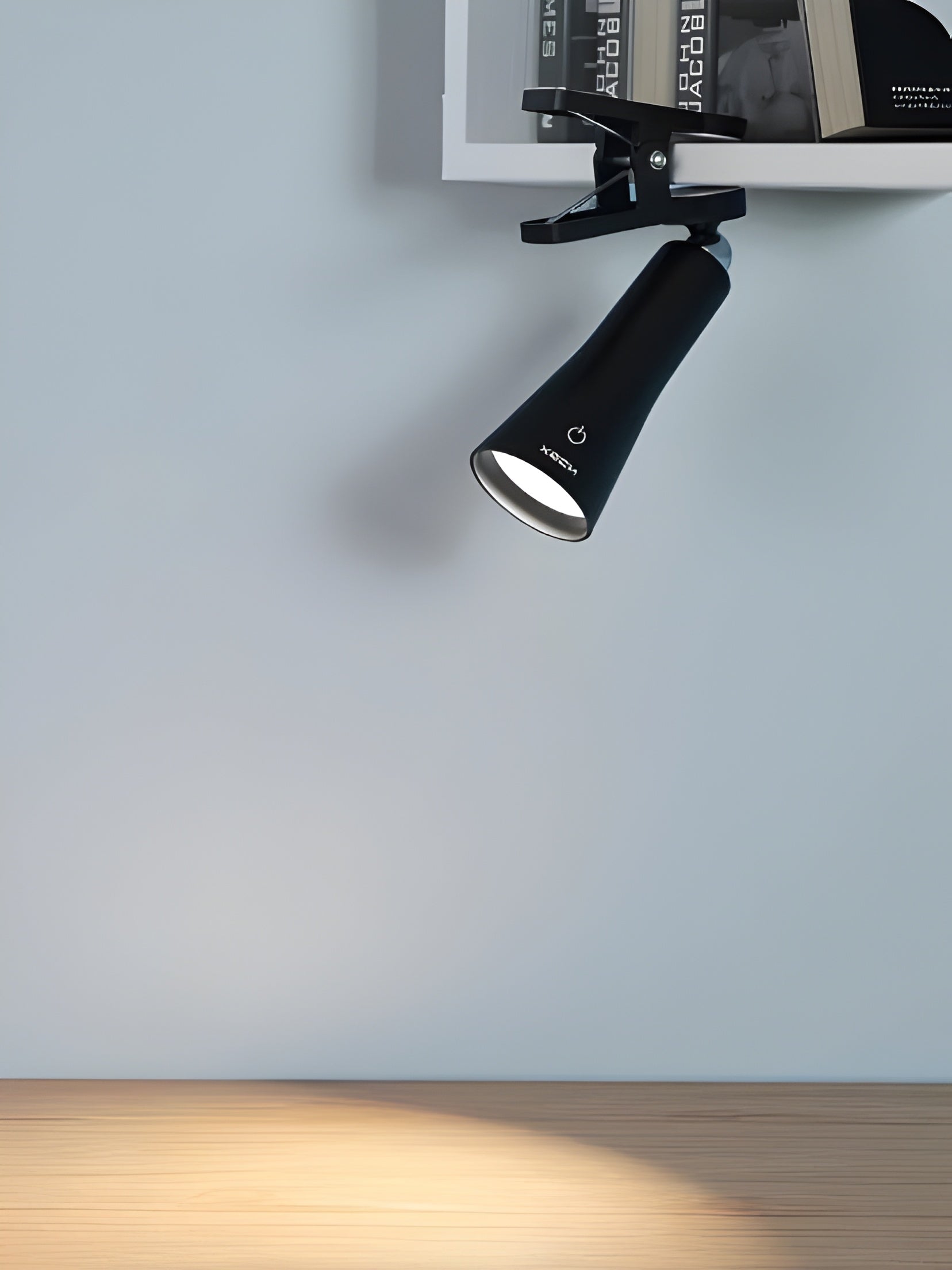 Magnetic Table Lamp