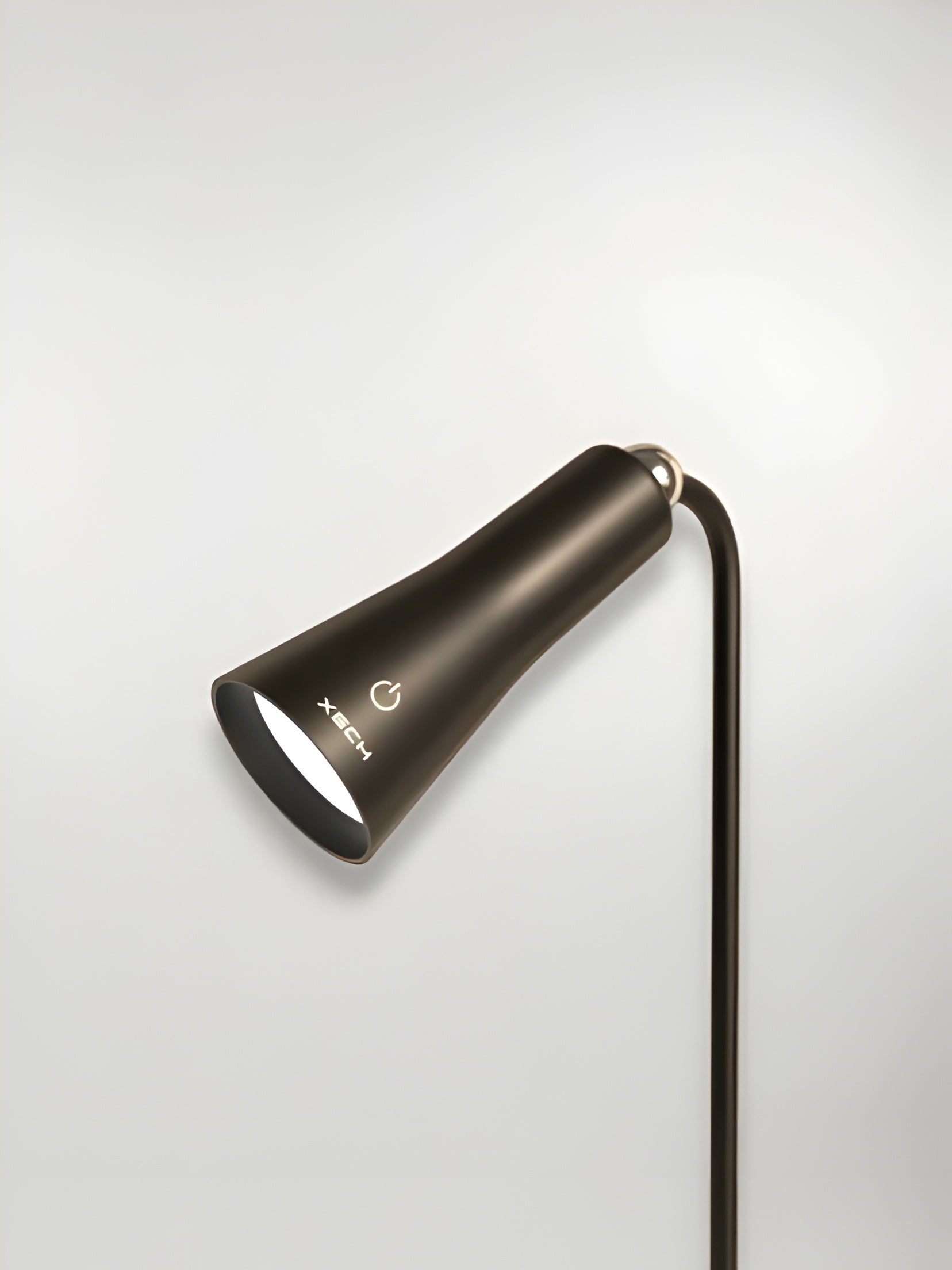 Magnetic Table Lamp